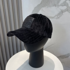 Loewe Caps